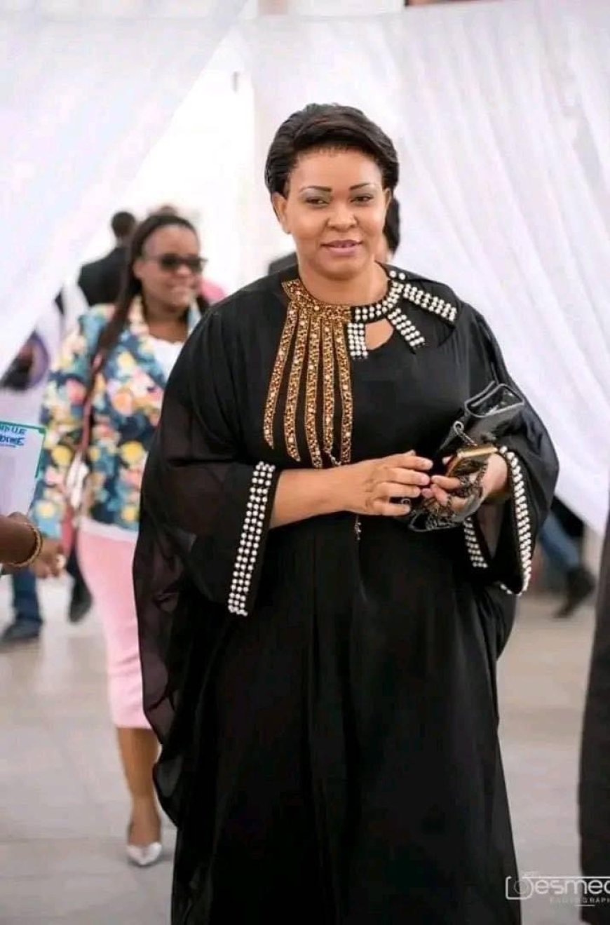 Décès Blanche TUNASI: Athom’s Mbuma compatit avec la communauté CREFM