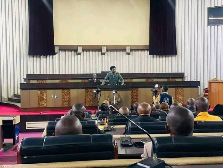 Justice : Constant Mutamba tient à l’amélioration de conditions de détention de prisonniers