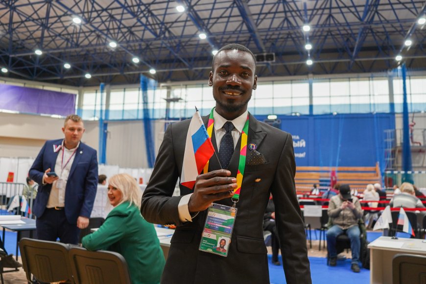 Coopération Internationale : Un jeune congolais représente la RDC au festival international de la jeunesse à Sochi en Russie
