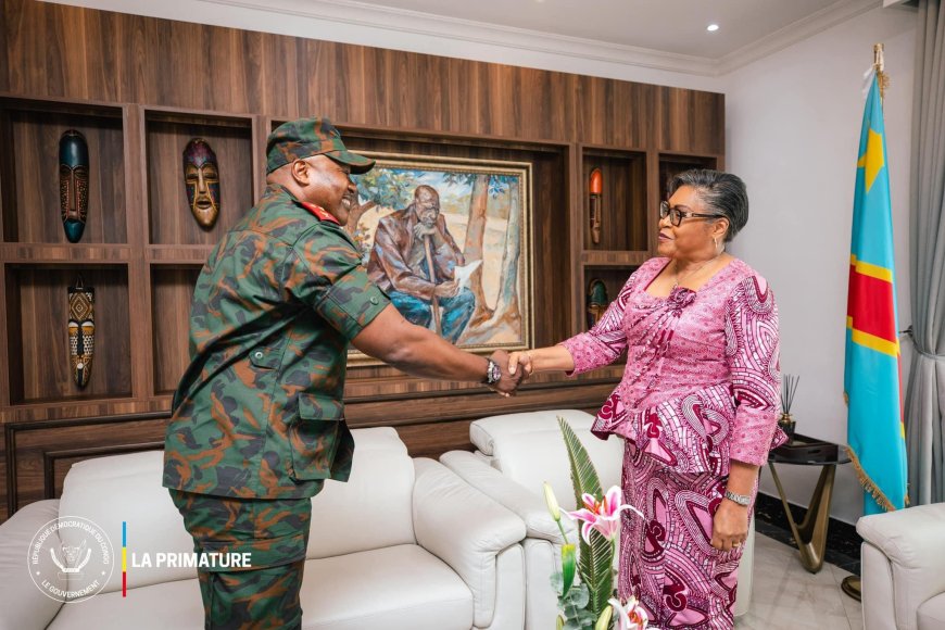 RDC: La première ministre s’engage à œuvrer pour la promotion du service national