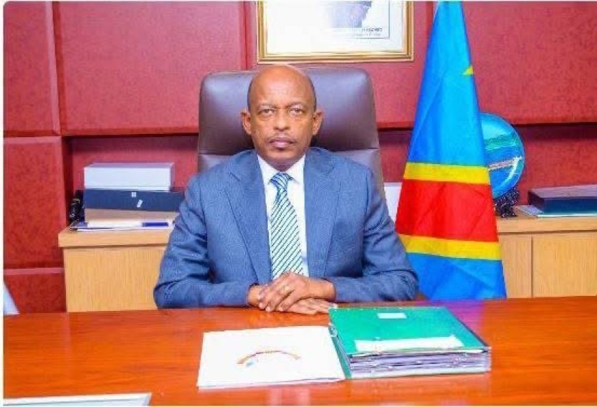 Politique: La société civile du Kwango apporte son soutien au ministre des ITPR, Alexis Gisaro (déclaration)