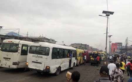 Kinshasa: la situation de transport redevient normale, mais la nouvelle grille tarifaire foulée au sol